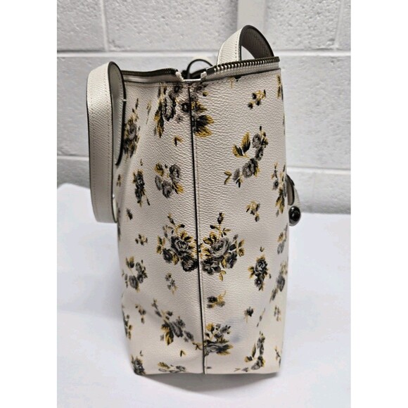 Coach Taylor Black and Yellow Floral Print Zip Top Tote/Shoulder Bag 1 Flaw - Picture 2 of 13